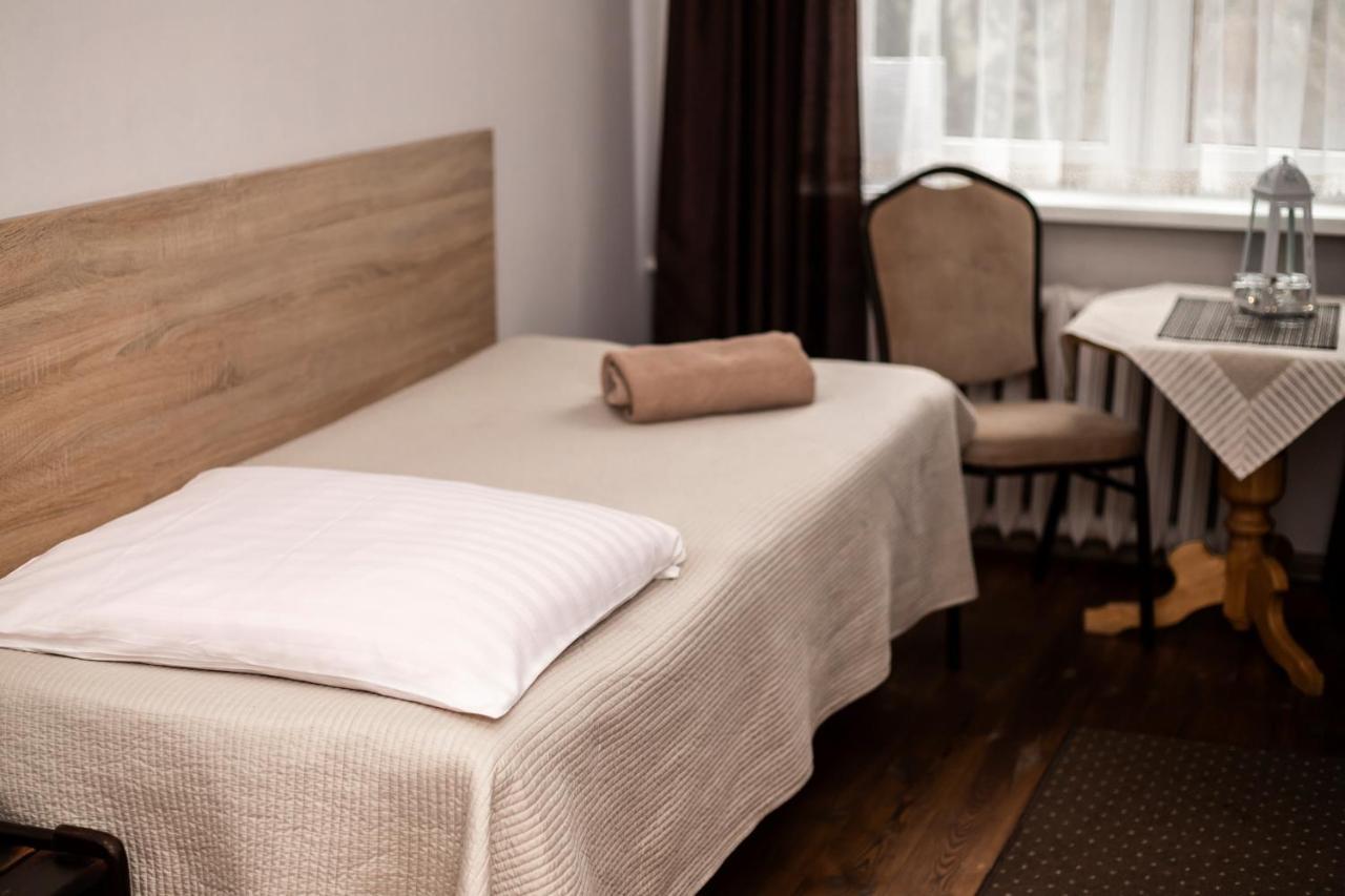 Hotel Huzar Gorzów Wielkopolski Exteriör bild